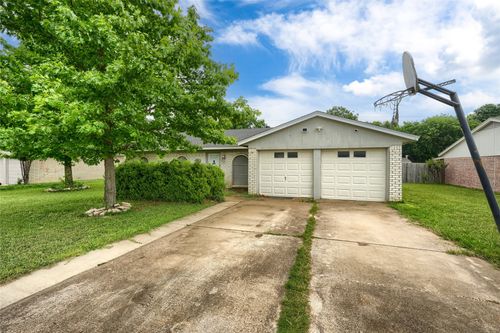 507 S Walnut Creek Dr, Mansfield, TX, 76063-2136 | Card Image