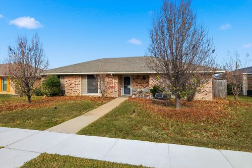 1519 Rocky Point Dr, Lewisville, TX, 75077-2101 | Card Image