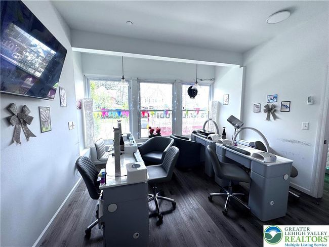 Commercial Unit | Image 42