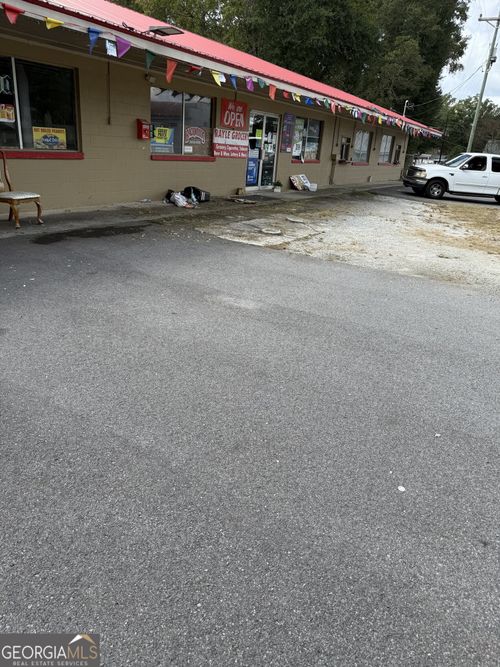 5040 Lexington Rd, Rayle, GA, 30660-1830 | Card Image