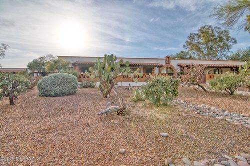 a-366 S La Canada Dr, Green Valley, AZ, 85614-2579 | Card Image