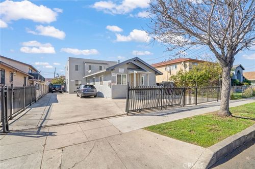 1035 Orange Ave, Long Beach, CA, 90802-5608 | Card Image