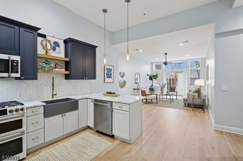 apt-114-186 Walnut St, Bloomfield, NJ, 07003-5021 | Card Image