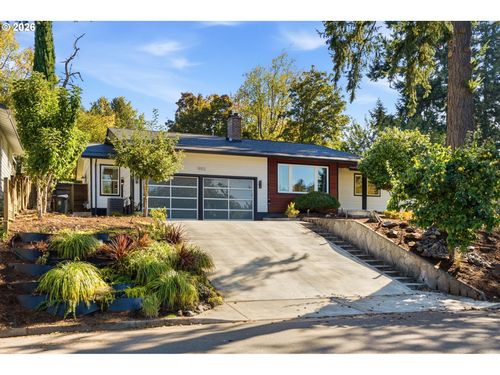 16953 Greentree Ave, Lake Oswego, OR, 97034-6845 | Card Image