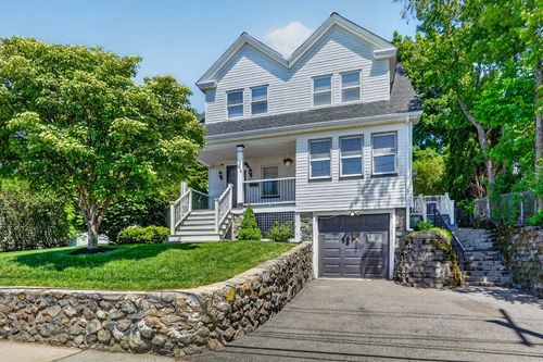 214 Laurel St, Melrose, MA, 02176-4122 | Card Image