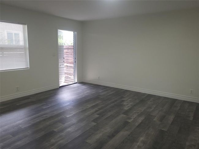APT-1 - 819 Nw 3 Rd Ave, Home with 2 bedrooms, 1 bathrooms and null parking in Fort Lauderdale FL | Image 4