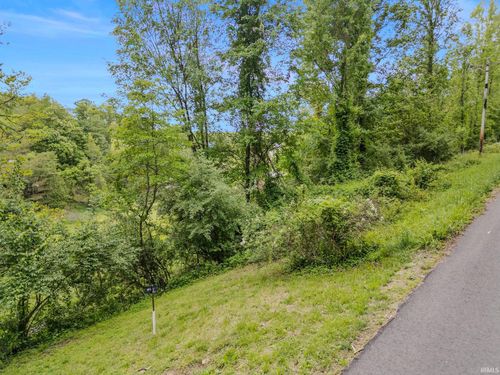 00 W Grandview Dr, Columbus, IN, 47201 | Card Image