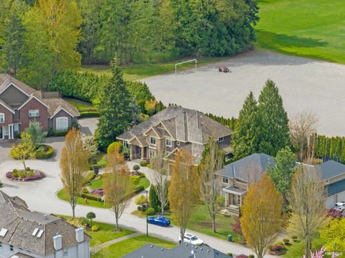 2255 135a St, Surrey, BC, V4A9V2 | Card Image