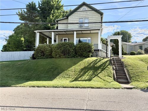 1255 Oakwood St, East Liverpool, OH, 43920-1643 | Card Image