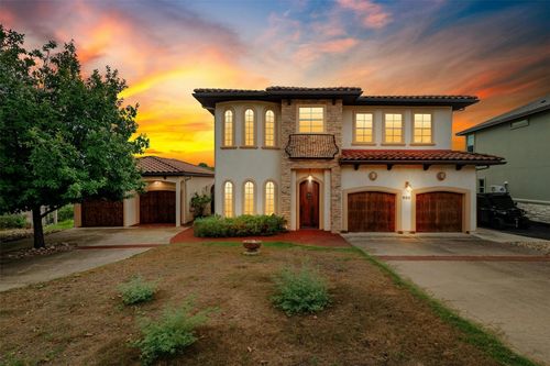 405 Venture Blvd S, Lago Vista, TX, 78645-8508 | Card Image