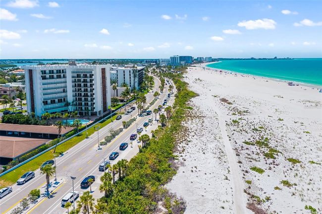 APT-6B - 1750 Benjamin Franklin Dr, Condo with 2 bedrooms, 2 bathrooms and null parking in SARASOTA FL | Image 88