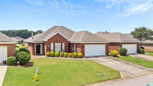949 Somerset Dr, Montgomery, AL, 36117-8233 | Card Image