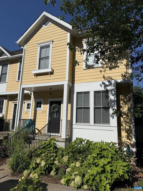apt-d-115 Melbourne Park Cir, CHARLOTTESVILLE, VA, 22901-3926 | Card Image