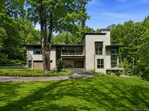 17 Fox Run Rd, Pound Ridge, NY, 10576-1727 | Card Image