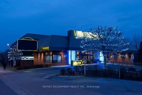 649 Main St W, Hamilton, ON, L8S1A2 | Card Image