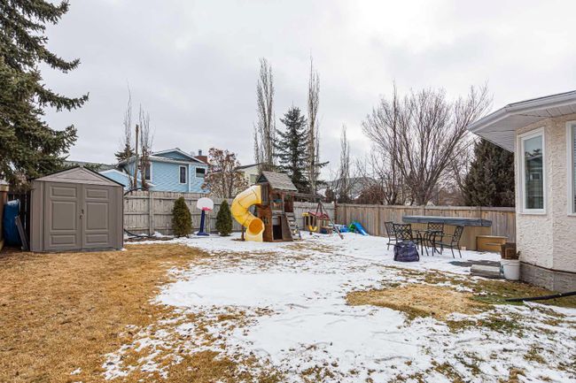 414 Ormsby Rd West Nw, Home with 3 bedrooms, 3 bathrooms and 4 parking in Edmonton AB | Image 19