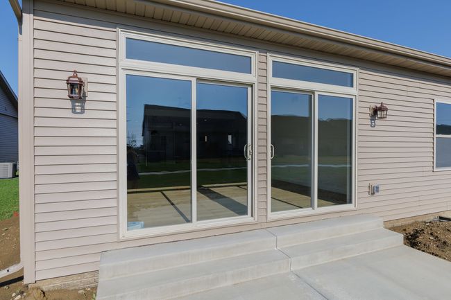 1916 Dunraven Rd, Home with 2 bedrooms, 3 bathrooms and null parking in Bloomington IL | Image 30
