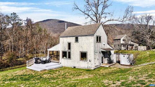 48 Meadow Ln, NELLYSFORD, VA, 22958-9536 | Card Image