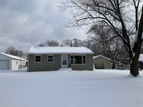 7004 Will James Rd, Rockford, IL, 61109-4861 | Card Image