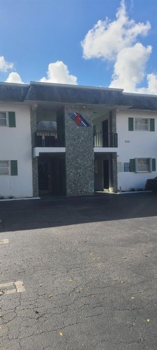 d-6-320 Sw 1st St, Pompano Beach, FL, 33060-4657 | Card Image