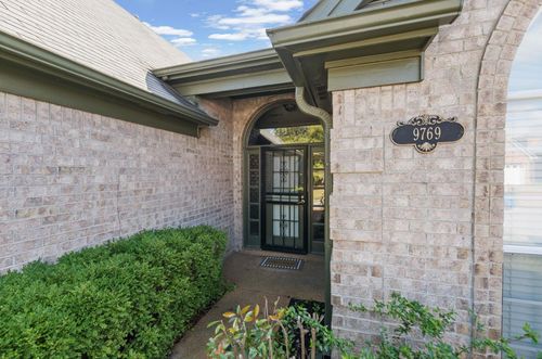 9769 Misty Pine Dr, Arlington, TN, 38002-8233 | Card Image