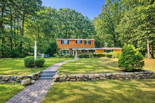 17 Brentwood Rd, Sudbury, MA, 01776-2001 | Card Image