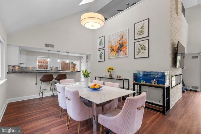 11310 Harborside Cluster, House other with 4 bedrooms, 3 bathrooms and null parking in Reston VA | Image 13