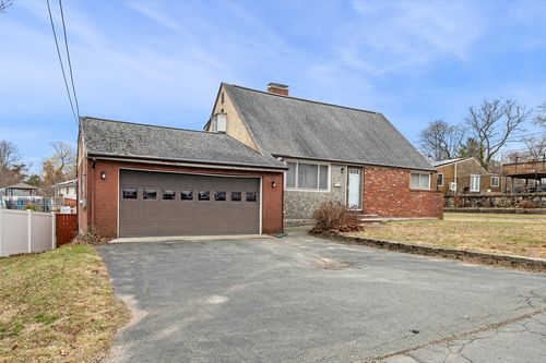 11 Netherton Ave, Beverly, MA, 01915-3925 | Card Image
