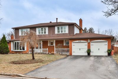 1235 Willowbrook Dr, House other with 4 bedrooms, 3 bathrooms and 6 parking in Oakville ON | Image 1