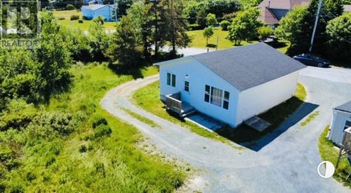 4 Northside Rd, Bay Roberts, NL, A0A1G0 | Card Image