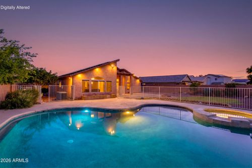 4209 W Wahalla Ln, Glendale, AZ, 85308-2288 | Card Image