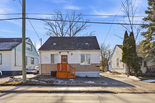 412 Welland Avenue, St Catharines, ON, L2M5T8 | Card Image