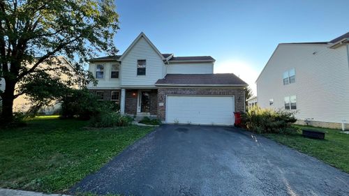 3857 Lake Lanier Dr, Grove City, OH, 43123-8350 | Card Image