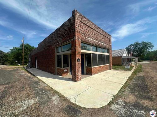 100 N Central Ave, Marietta, TX, 75566-4000 | Card Image