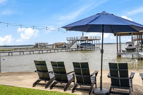 166 Ocean Dr, Gun Barrel City, TX, 75156-4289 | Card Image