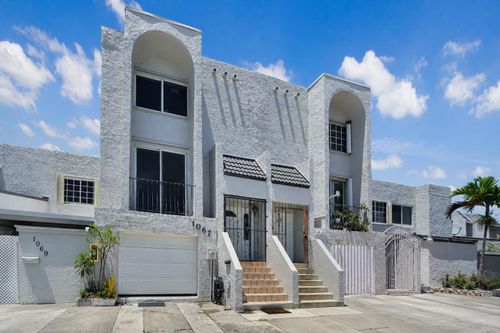 68-1067 W 43rd Place, Hialeah, FL, 33012 | Card Image