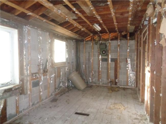 74 Balcom Ave, House other with 3 bedrooms, 3 bathrooms and 3 parking in Warwick RI | Image 9