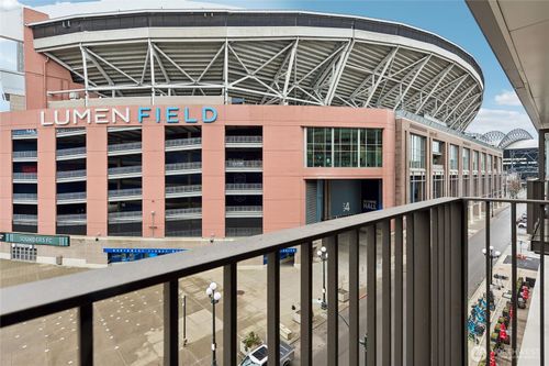 615-590 1st Ave S, Seattle, WA, 98104-3775 | Card Image