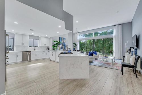 6597 Via Benita, Boca Raton, FL, 33433-6493 | Card Image