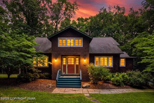 214 Goldenrod Ln, Cresco, PA, 18326 | Card Image