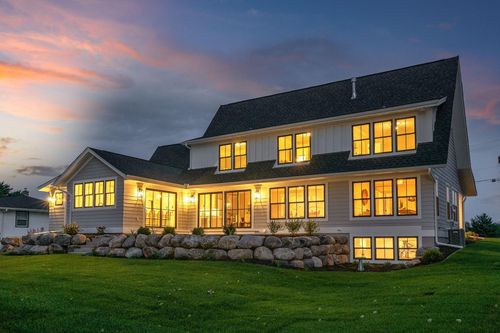 7037 Lamotte Dr, Centerville, MN, 55038-9734 | Card Image