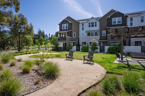 475 Semillon Ln, Santa Rosa, CA, 95403-2886 | Card Image