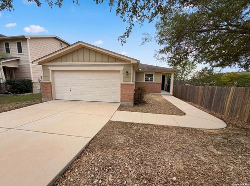 5708 Maxfli Dr, Schertz, TX, 78108-2379 | Card Image