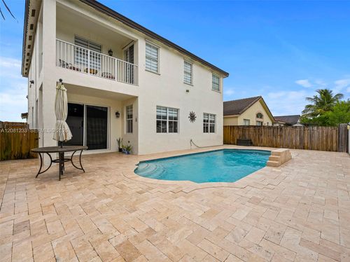 15541 Sw 21st Ter, Miami, FL, 33185-5870 | Card Image
