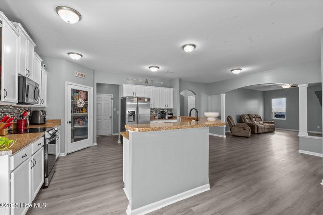399 Highgrove Dr, House other with 4 bedrooms, 3 bathrooms and 2 parking in Spring Lake NC | Image 7