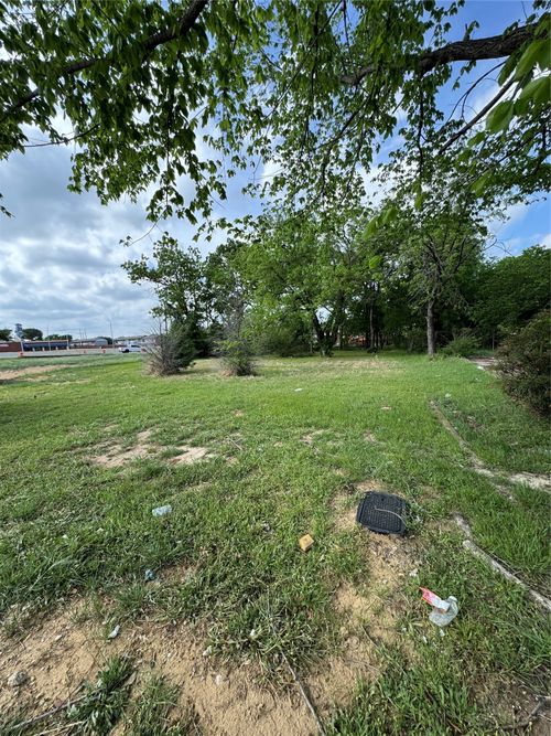 6309 Meadowbrook Dr, Fort Worth, TX, 76112-5120 | Card Image