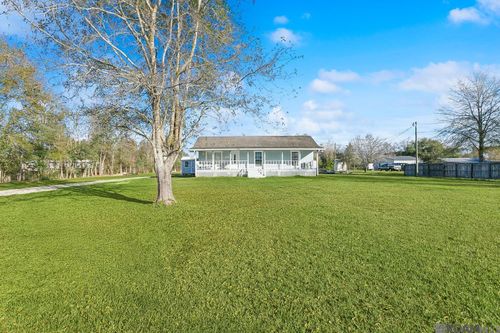 28465 Hutchinson Cemetary Rd, Albany, LA, 70711-2703 | Card Image