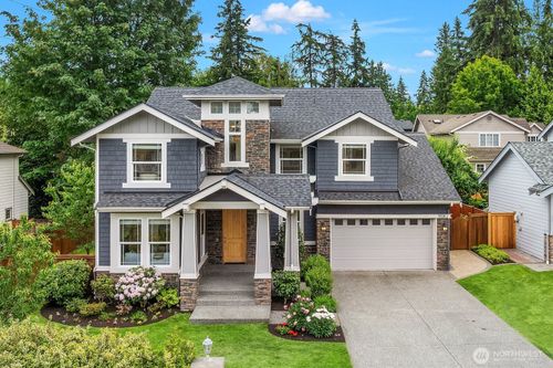 9108 124th Ave Ne, Kirkland, WA, 98033-5842 | Card Image