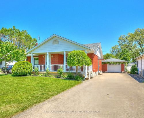 6 Munro St, Thorold, ON, L2V2V8 | Card Image