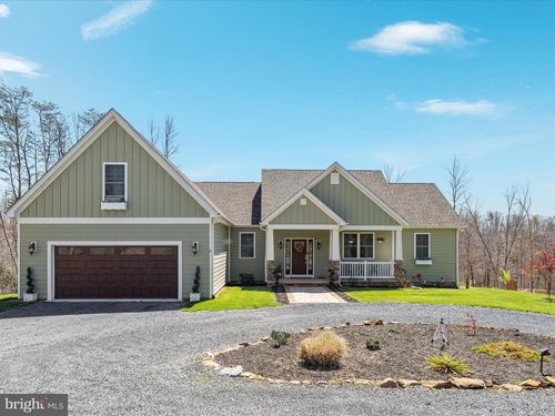 92 Oak Hill Ct, Stephens City, VA, 22655-5670 | Card Image